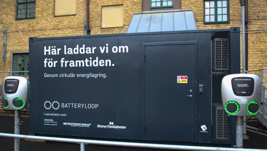 Container med batterimoduler från Battery Loops